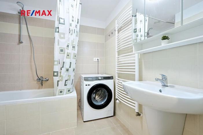 Pronájem bytu 2+kk, Plzeň, Na Chmelnicích, 54 m2