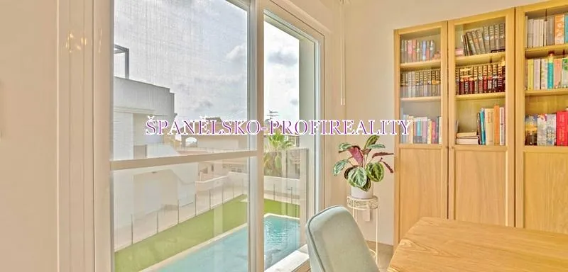 Prodej bytu 3+kk, Dehesa de Campoamor, Španělsko, 79 m2