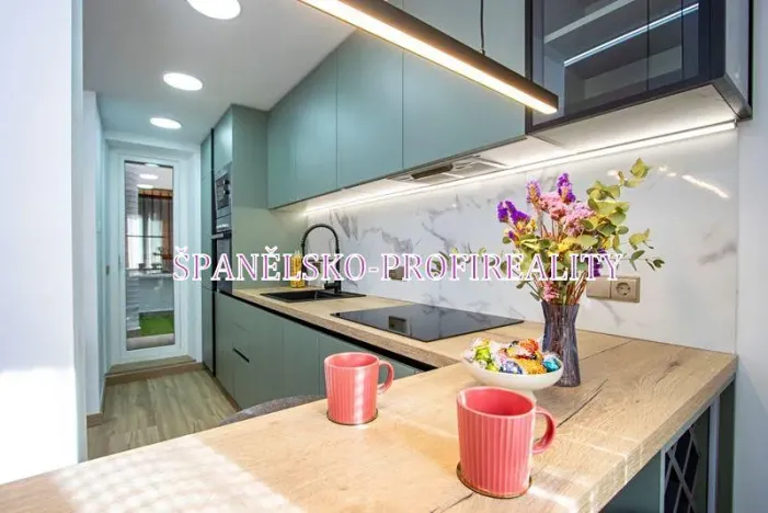 Prodej bytu 3+kk, Alicante, Španělsko, 75 m2