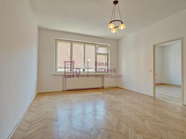 Pronájem bytu 3+1, Jindřichův Hradec, Komenského, 91 m2