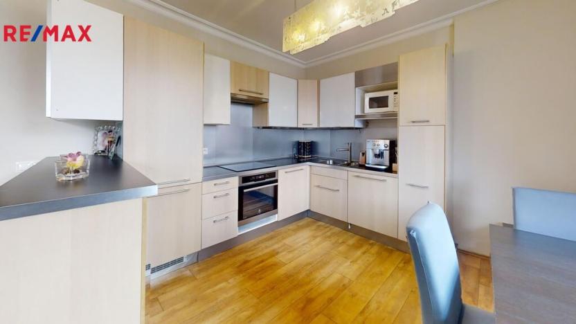 Pronájem bytu 3+kk, Karlovy Vary, Moskevská, 75 m2