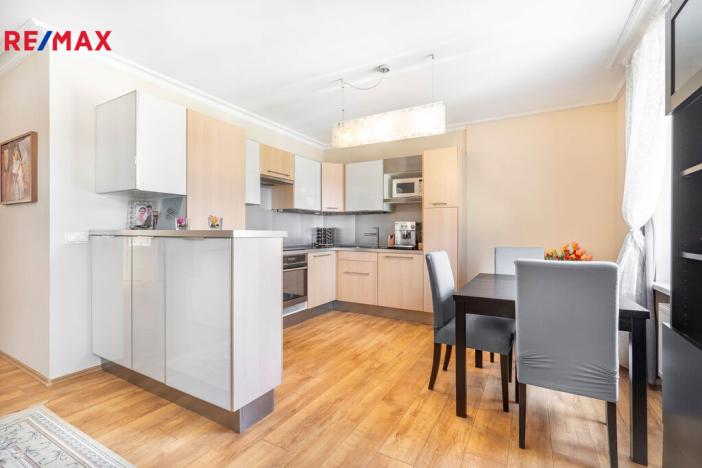 Pronájem bytu 3+kk, Karlovy Vary, Moskevská, 75 m2