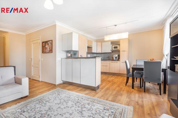 Pronájem bytu 3+kk, Karlovy Vary, Moskevská, 75 m2