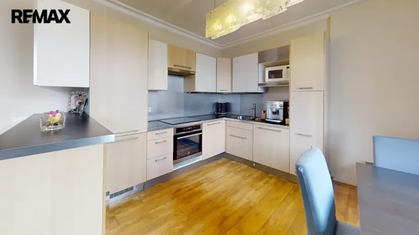 Pronájem bytu 3+kk, Karlovy Vary, Moskevská, 75 m2