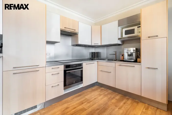 Pronájem bytu 3+kk, Karlovy Vary, Moskevská, 75 m2