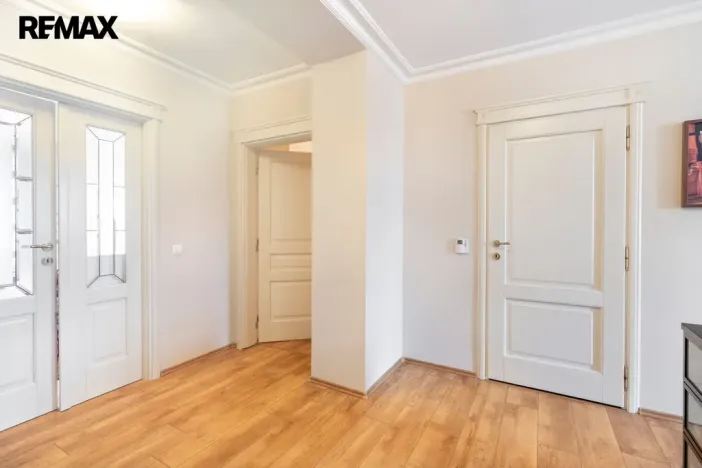 Pronájem bytu 3+kk, Karlovy Vary, Moskevská, 75 m2