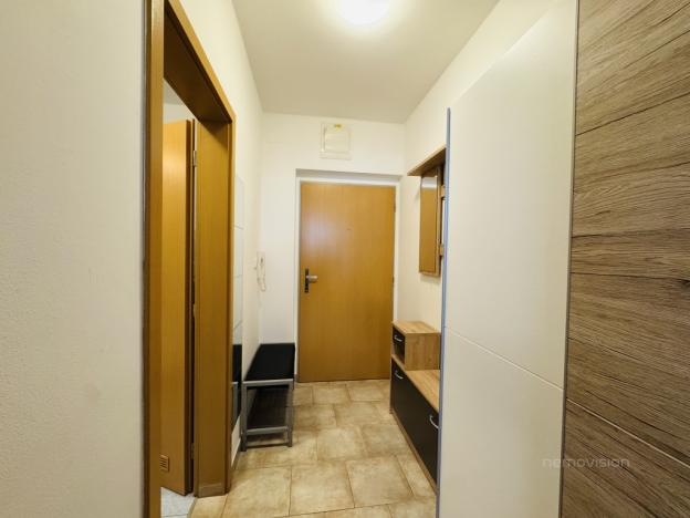 Pronájem bytu 1+kk, Zlín, Na Honech I, 27 m2