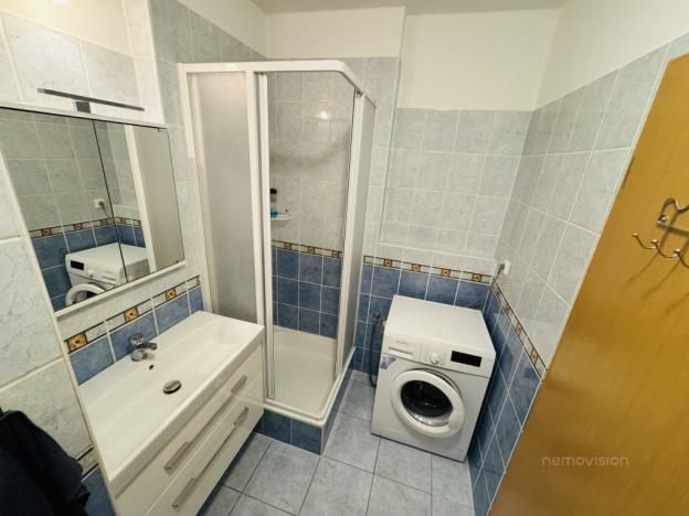 Pronájem bytu 1+kk, Zlín, Na Honech I, 27 m2