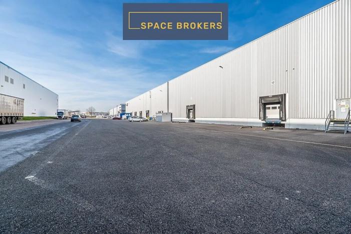 Pronájem skladu, Zdiby, 908 m2