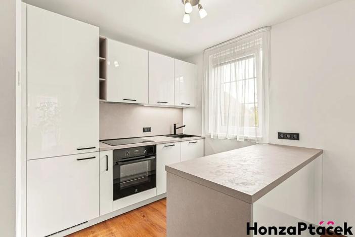 Prodej rodinného domu, Praha - Kyje, Broumarská, 187 m2