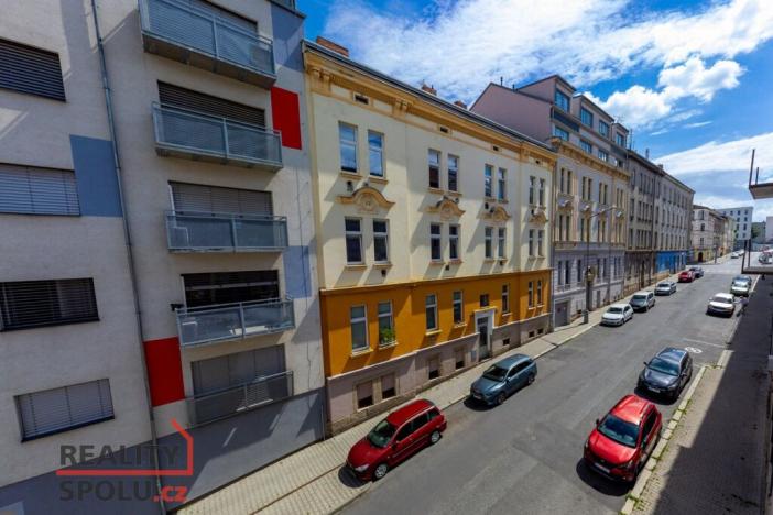 Pronájem bytu 2+kk, Plzeň - Jižní Předměstí, Karlova, 56 m2