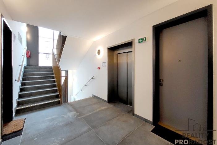 Pronájem bytu 2+kk, Brno - Veveří, Slovákova, 54 m2