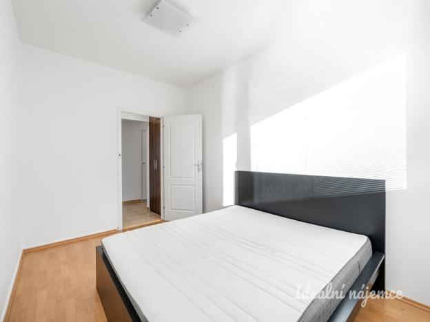 Pronájem bytu 3+1, Praha - Hlubočepy, Lamačova, 70 m2