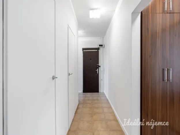 Pronájem bytu 3+1, Praha - Hlubočepy, Lamačova, 70 m2