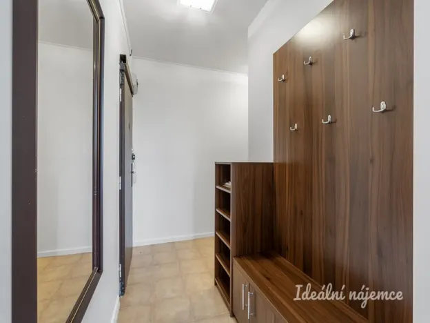 Pronájem bytu 3+1, Praha - Hlubočepy, Lamačova, 70 m2