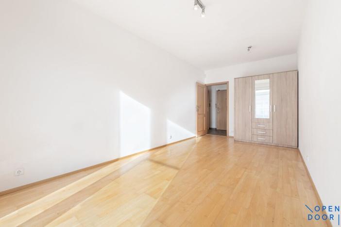 Pronájem bytu 2+kk, Praha, Zubrnická, 56 m2