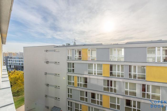 Pronájem bytu 2+kk, Praha, Zubrnická, 56 m2