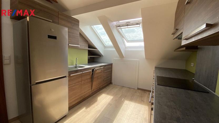 Pronájem bytu 2+1, Ostrava - Moravská Ostrava, Švabinského, 71 m2