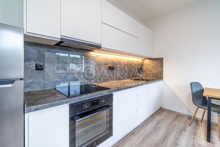 Pronájem bytu 1+kk, Kralupy nad Vltavou, S. K. Neumanna, 33 m2