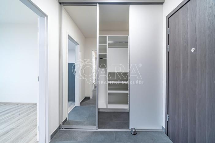 Pronájem bytu 1+kk, Kralupy nad Vltavou, S. K. Neumanna, 33 m2