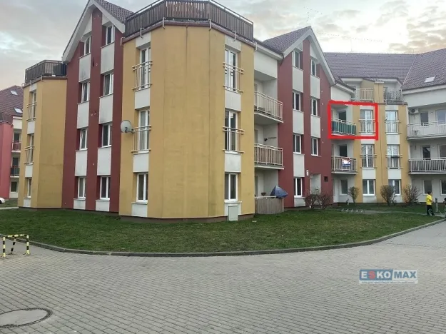 Pronájem bytu 2+kk, Břeclav, Kpt. Jaroše, 75 m2