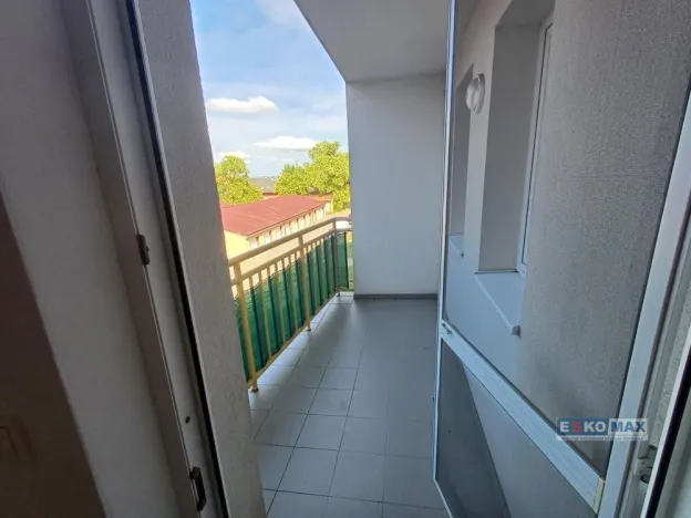 Pronájem bytu 2+kk, Břeclav, Kpt. Jaroše, 75 m2