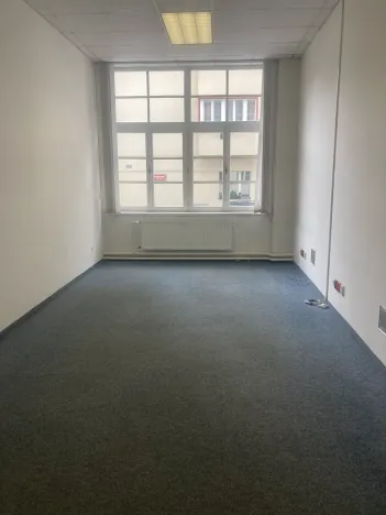 Pronájem kanceláře, Praha - Libeň, U libeňského pivovaru, 22 m2