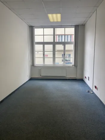 Pronájem kanceláře, Praha - Libeň, U libeňského pivovaru, 22 m2