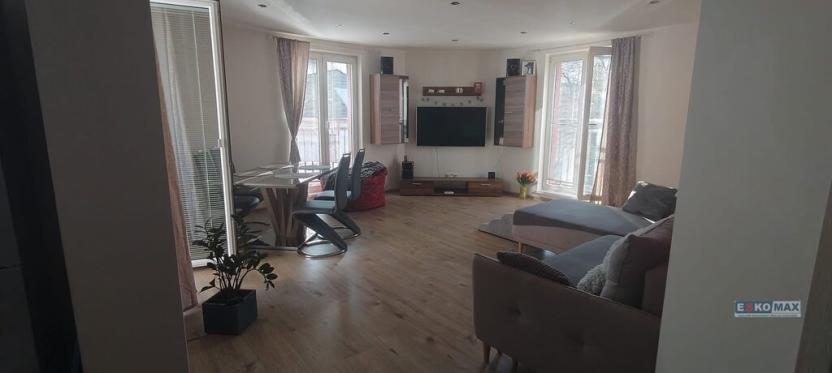 Pronájem bytu 2+kk, Břeclav, Kpt. Jaroše, 72 m2