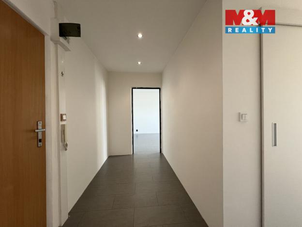 Prodej bytu 2+1, Chomutov, Holešická, 63 m2