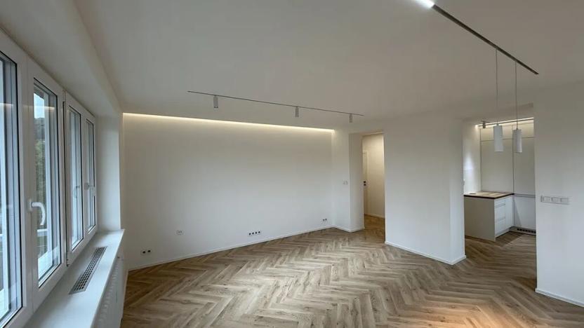 Pronájem bytu 2+1, Zlín, Věžové domy, 65 m2