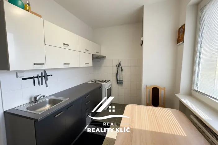 Prodej bytu 2+1, Ostrava - Poruba, Hlavní třída, 56 m2