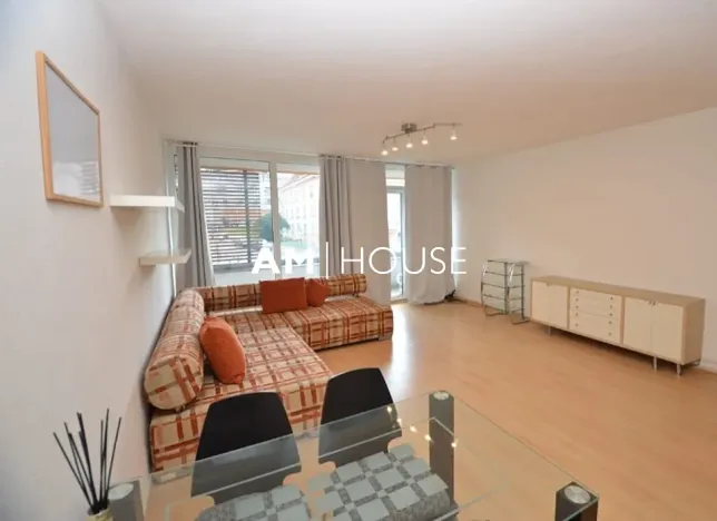 Pronájem bytu 2+kk, Praha - Vysočany, Skloněná, 63 m2