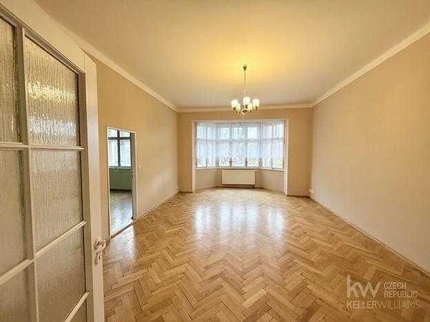 Pronájem bytu 4+1, Plzeň, náměstí Českých bratří, 156 m2