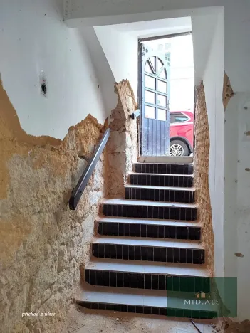 Prodej obchodního prostoru, Plzeň, V Šipce, 85 m2