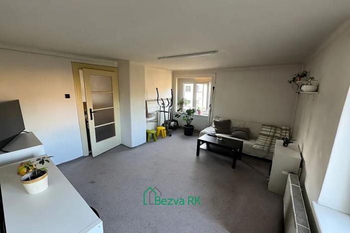 Prodej rodinného domu, Králův Dvůr, Pod Hájem, 270 m2