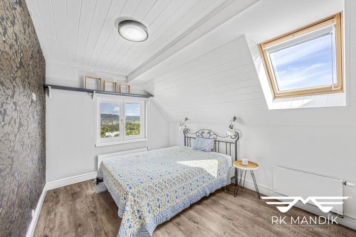 Prodej rodinného domu, Mníšek pod Brdy, U nádraží, 164 m2