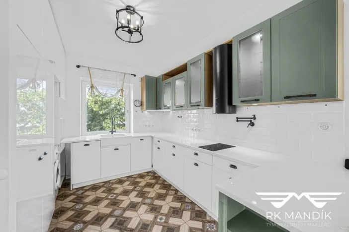 Prodej rodinného domu, Mníšek pod Brdy, U nádraží, 164 m2