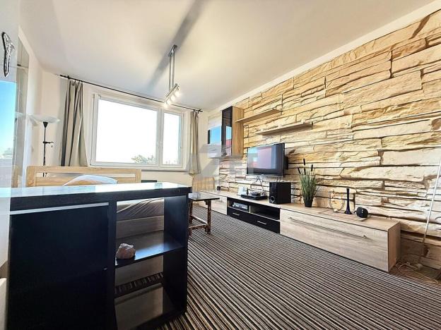 Prodej bytu 1+kk, Hranice - Hranice I-Město, Nádražní, 24 m2