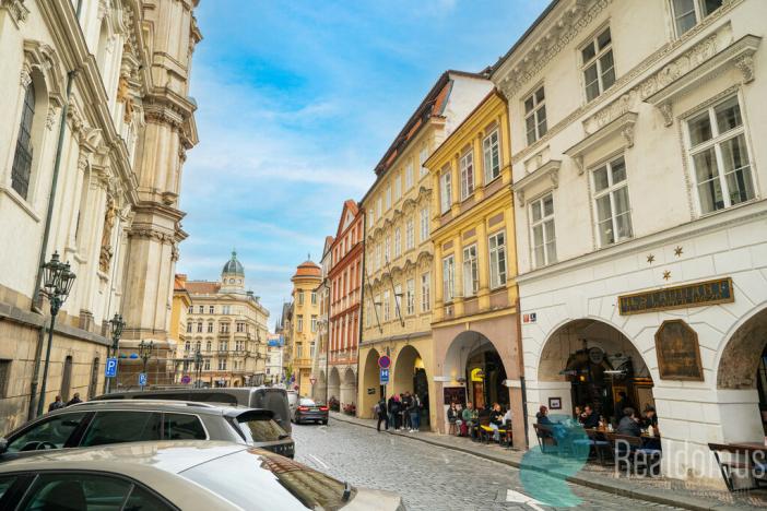 Prodej atypického bytu, Praha, Malostranské náměstí, 270 m2