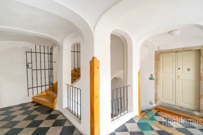 Prodej atypického bytu, Praha, Malostranské náměstí, 270 m2