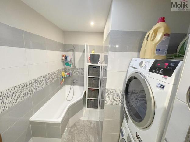 Prodej bytu 4+1, Meziboří, Okružní, 70 m2