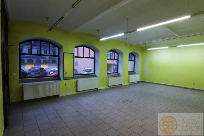 Pronájem obchodního prostoru, Tábor, Erbenova, 52 m2