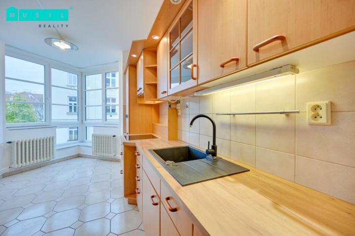 Pronájem bytu 3+1, Olomouc, Bezručova, 89 m2