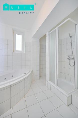 Pronájem bytu 3+1, Olomouc, Bezručova, 89 m2