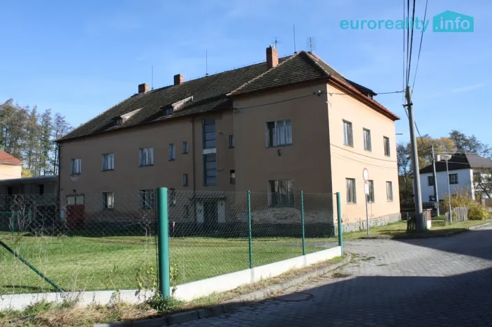 Prodej činžovního domu, Klatovy - Luby, 650 m2