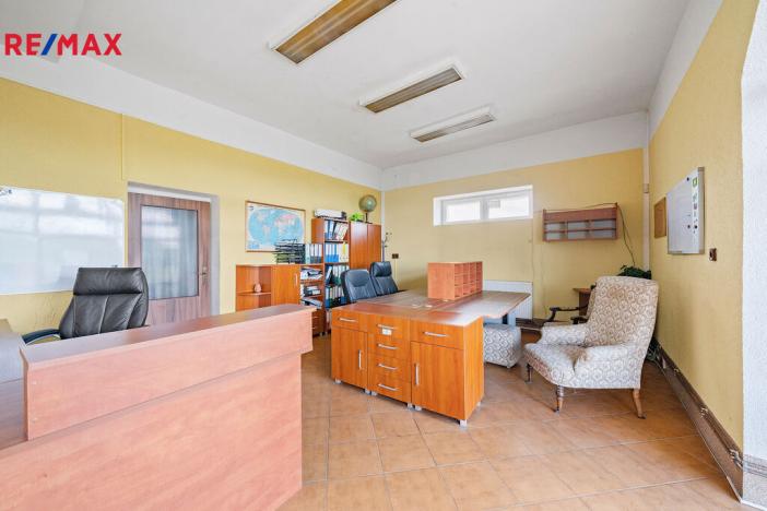 Prodej výrobních prostor, Skorošice, 1220 m2