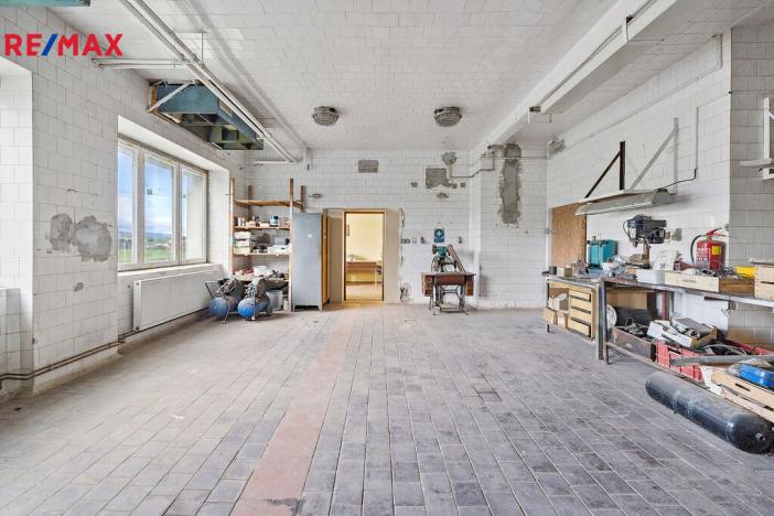 Prodej výrobních prostor, Skorošice, 1220 m2