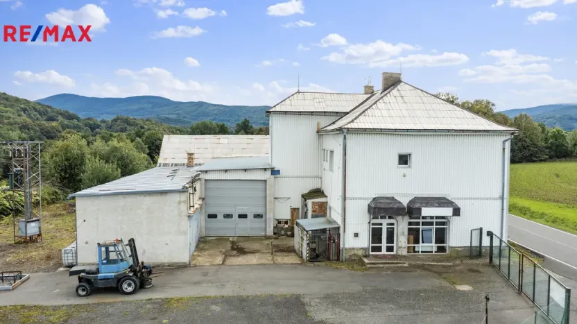 Prodej výrobních prostor, Skorošice, 1220 m2
