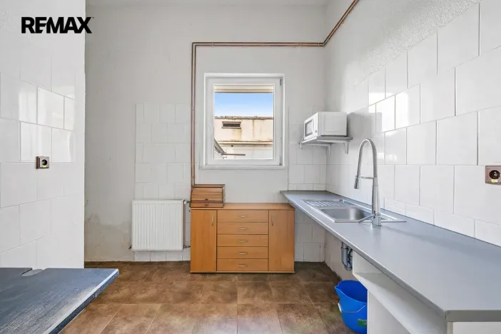 Prodej výrobních prostor, Skorošice, 1220 m2